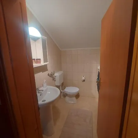 Chalet Rasin Raj