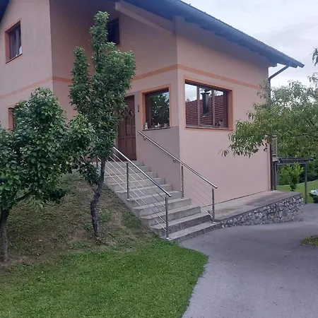 Rasin Raj Dağ evi